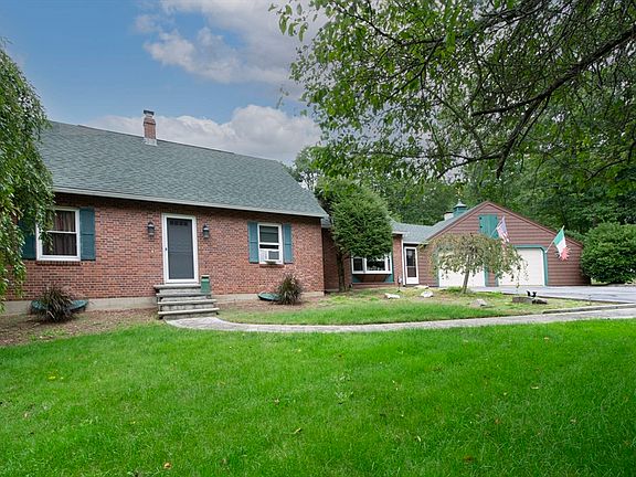 5th image of 926 Old Turnpike Rd