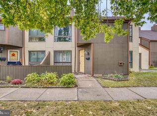 5010 N Convent Ln #H, Philadelphia, PA 19114