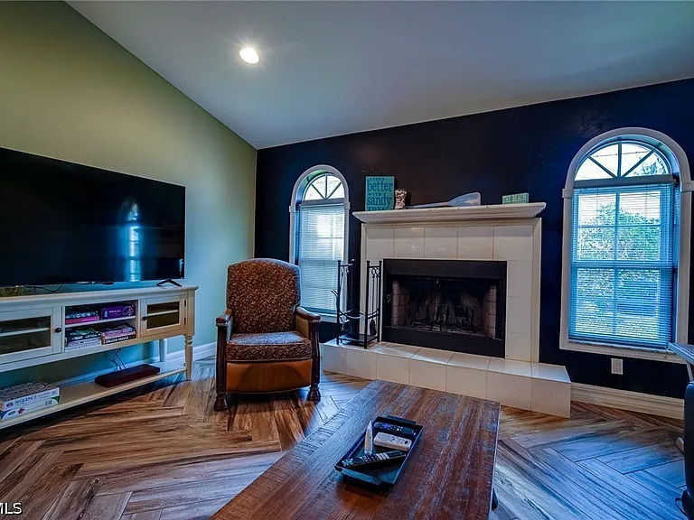 8831 Banyan Cove Cir — Photo 21