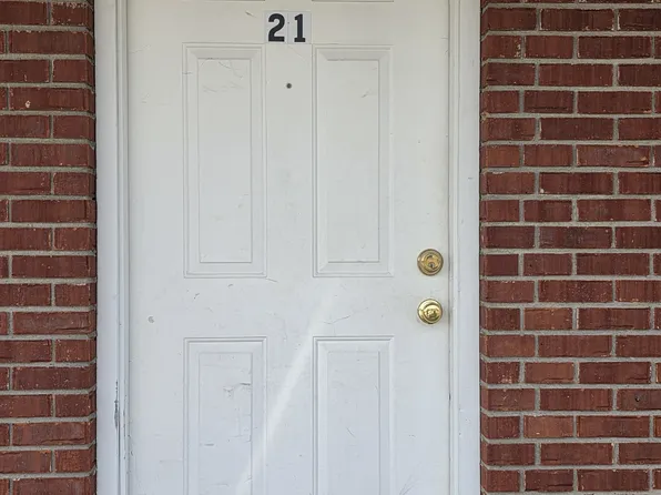 21 Princeton Dr, Murray, KY 42071