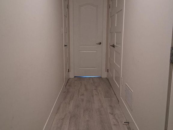 3rd image of 1 Sydney Cir