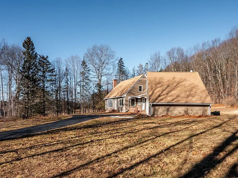 45 Weare Rd — Photo 35