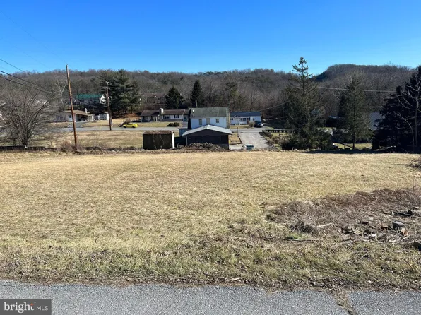 Maryland Ave, Hancock, MD 21750