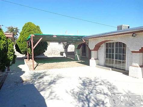2nd image of 707 La Paz Dr