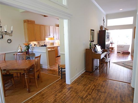 3rd image of 8046 Tennyson Dr