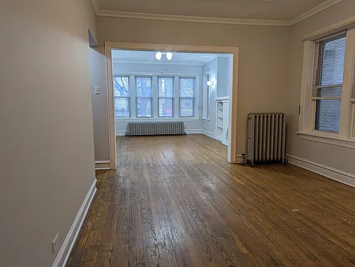 5650 N Spaulding Ave #2 Photo 1 5650 N Spaulding Ave #2 Photo 1