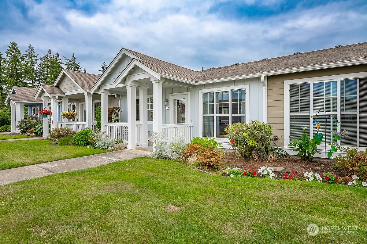 5672 Correll Drive #102 photo 1
