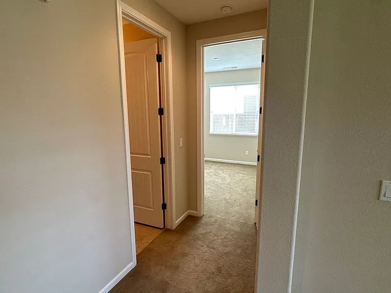 3251 Tinker Creek Way — Photo 16