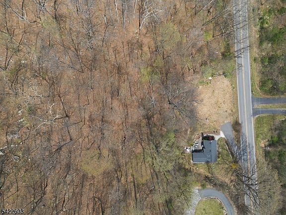 4th image of 468 W Mountain Rd