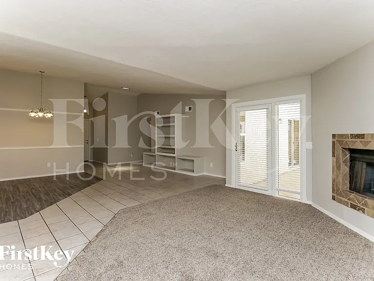 7315 E Pueblo Ave — Photo 2