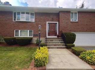 29 Rita Dr, Medford, MA 02155