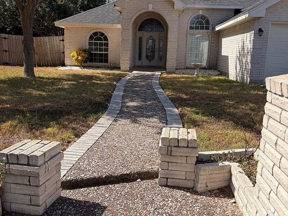 1513 Meadow Ct