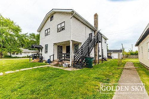 1203 W 1st St Photo 1