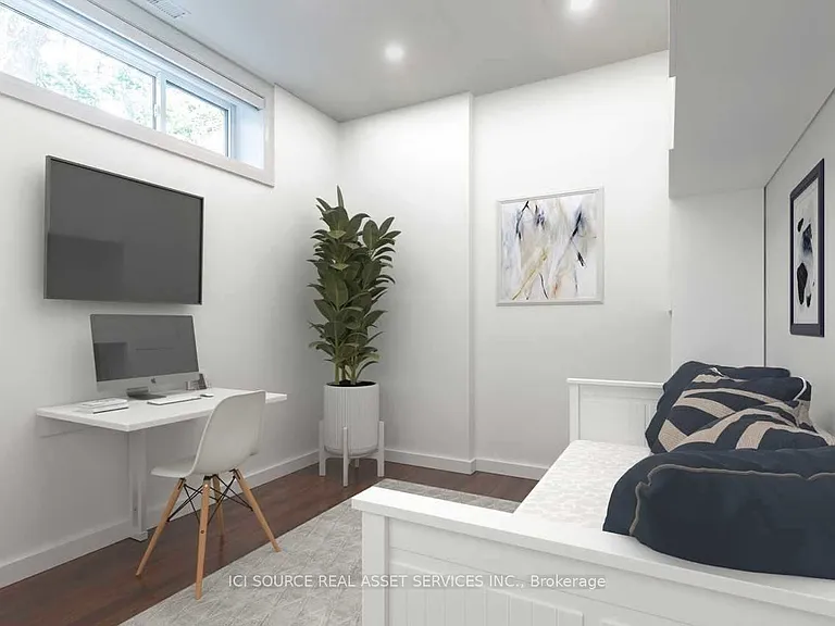 19 Ivy Lea Cres — Photo 7