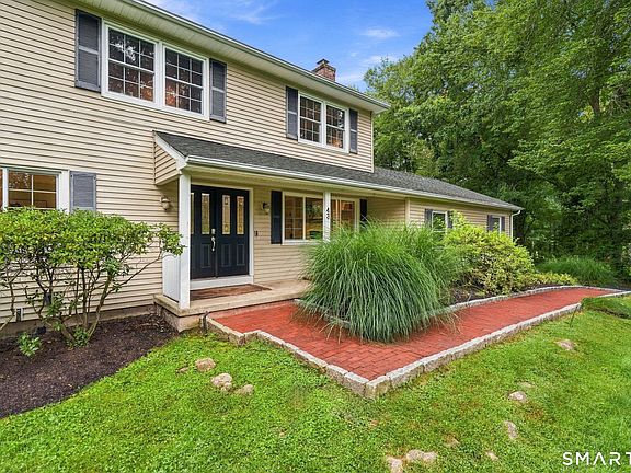 4th image of 43 Pond Crest Road
