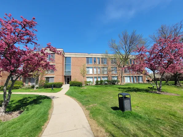 (undisclosed Address), Deerfield, IL 60015