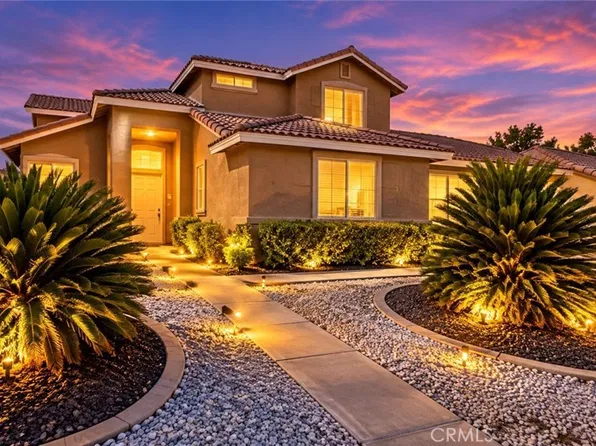 13776 Foxfire Rd, Victorville, CA 92392