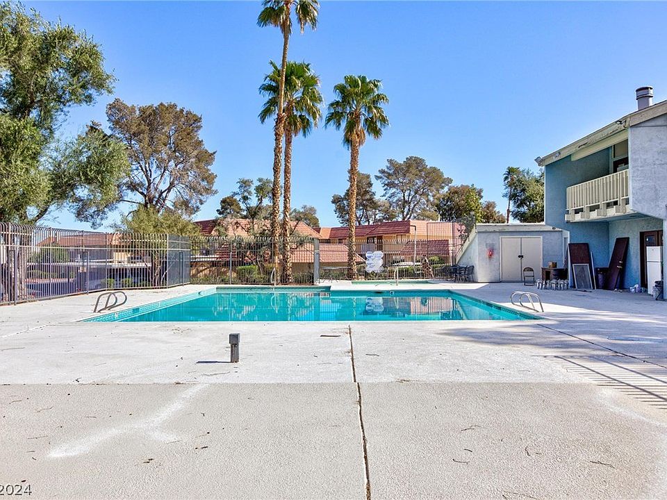 1st image of 2523 Paradise Village Way