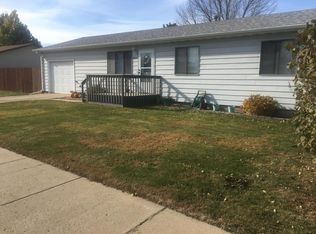 2513 University Ave, Williston, ND 58801