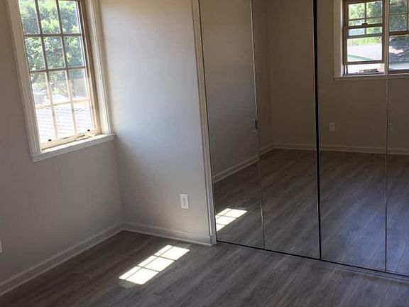 5th image of 2045 Woodland Ave