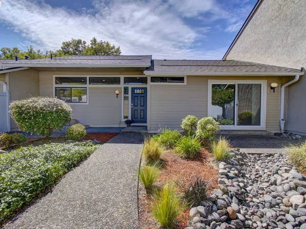 28656 SW Ash Meadows Blvd APT 24, Wilsonville, OR 97070