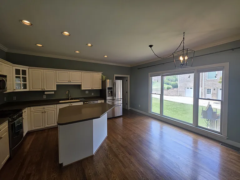 4556 Magnolia Dr — Photo 20