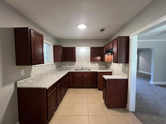 5th image of 3319 Lucibill Rd