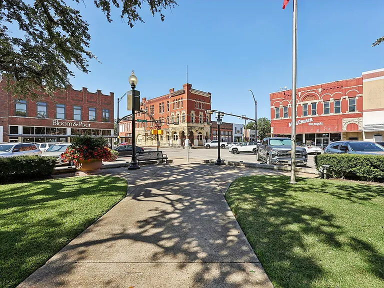 The Village at Waxahachie — Photo 21