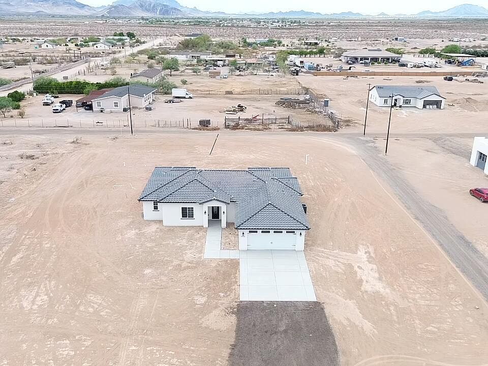 1st image of 1372 N 372ND Drive