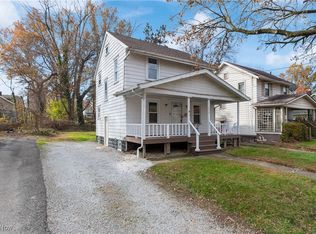 1318 Arnold Ave, Akron, OH 44305