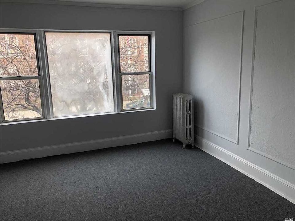 1st image of 2120 Ditmars Blvd