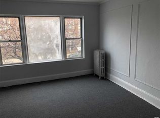 2110 Ditmars Blvd, Astoria, NY 11105