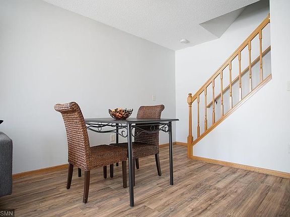 5th image of 1750 Donegal Dr APT 10