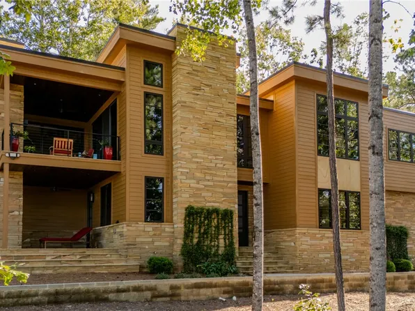 414 Sue Craig Rd, Six Mile, SC 29682