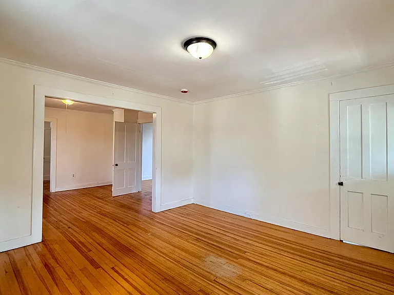 25 Center St #3 — Photo 18