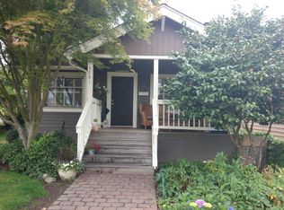 3281 39th Ave SW, Seattle, WA 98116