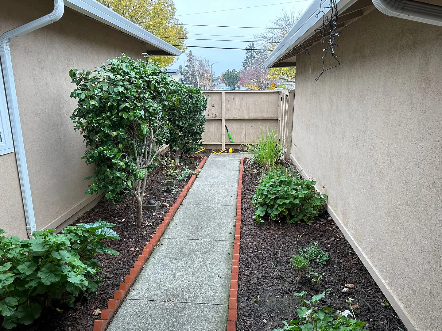 West San Jose - Updated Home With Open Floorplan And Central Ac — Photo 2