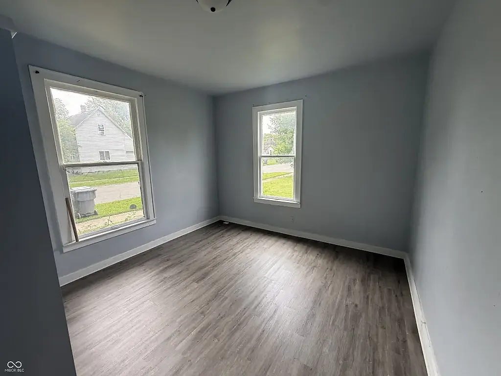 3 bed, 1050 sqft, $800 — Photo 3