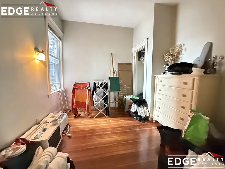 77 Easton St #2 — Photo 6