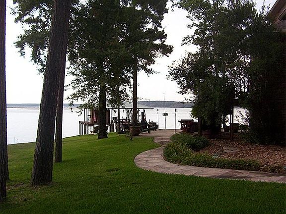 3rd image of 161 Newport Way