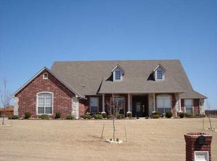 14514 Old Barn Rd, Edmond, OK 73025