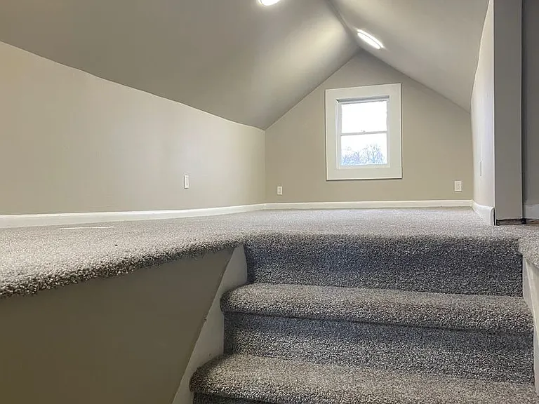 2852 Waters Rd — Photo 44