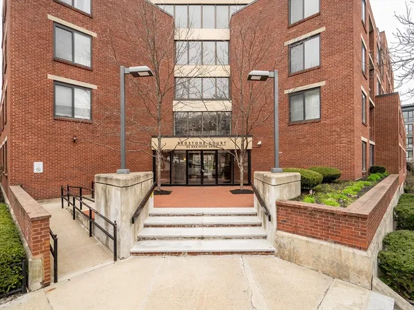85 Brainerd Rd APT 305, Allston, MA 02134