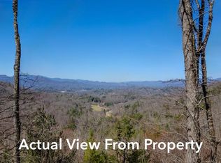 798 Featherstone Dr, Franklin, NC 28734