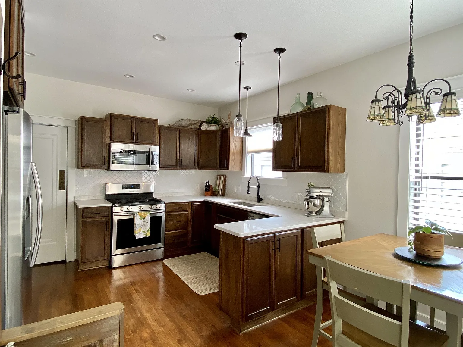 Ridgewood Court - 1 — Photo 2
