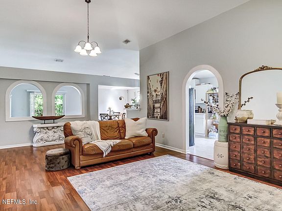 5th image of 2733 Lantana Lakes Dr E