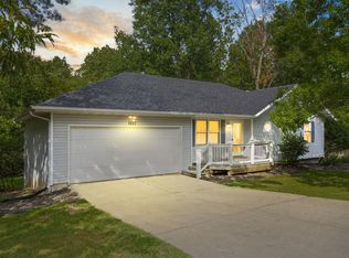 1617 E Melanie Ln, Ozark, MO 65721