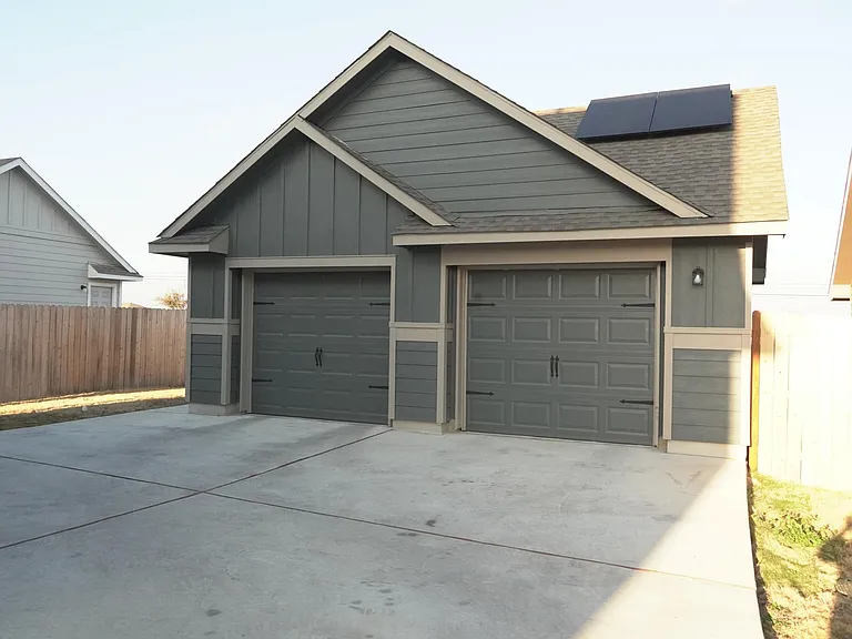 1432 Weatherford Ln — Photo 38