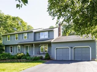 16 Olde Pond Ln, Farmington, CT 06032