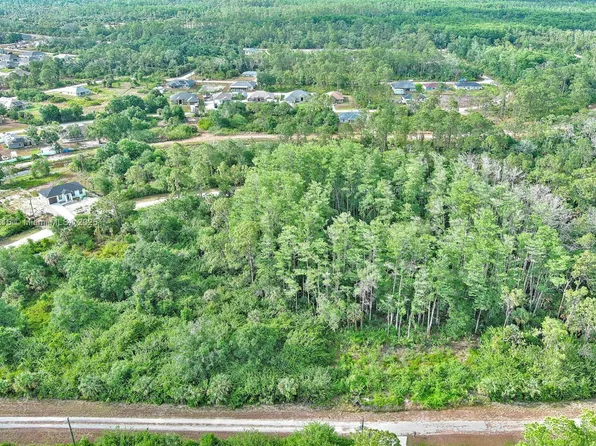 520 Woodman Dr, Lehigh Acres, FL 33972